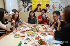 <사람들> 광주 맛집 찾는 파워 블로거들