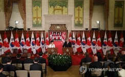 한-캐나다 공동기자회견