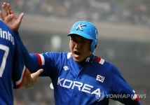 <아시안게임> 환호하는 황재균