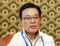 <아시안게임> 인터뷰하는 박순호 한국선수단장