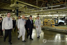 윤상직 장관, 르노삼성자동차 부산공장 현장방문