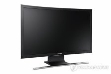 삼성전자, 업계 최초 커브드 일체형 PC 공개