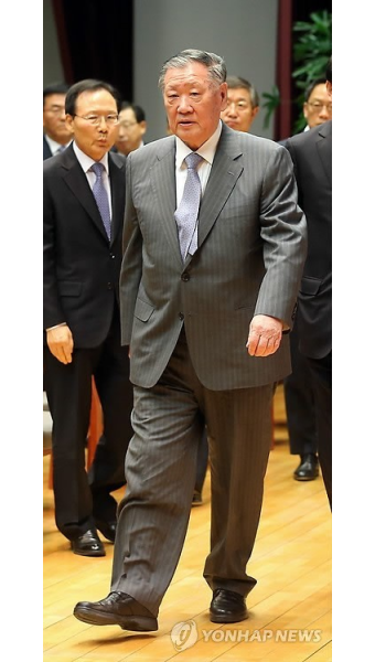 정몽구 회장, 현대차 시무식 참석