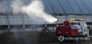 한우 축사 소독작업