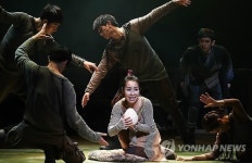 뮤지컬로 재탄생한 마당을 나온 암탉