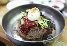 눈길 드라이빙 후 시원한 막국수 한그릇