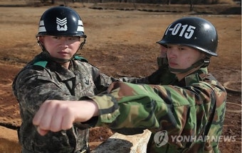 수류탄 놓친 훈련병 구한 육군훈련소 김현수 상사