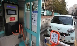 공중전화부스의 변신은 무죄