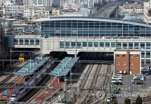 KTX 들어가는 서대전역