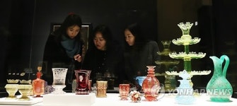 보헤미아 유리, 찬란한 빛의 예술 만나 보세요