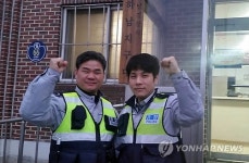 기지 발휘해 수천만원대 보이스피싱 피해 막은 경찰