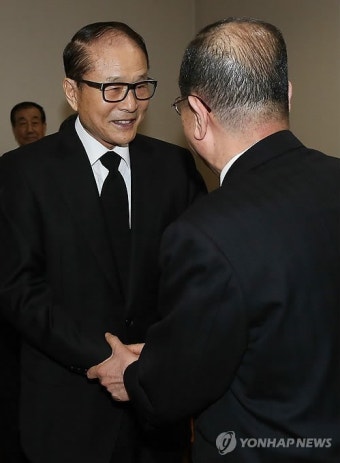 박영옥 여사 빈소 찾은 이상득 전 의원