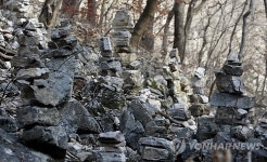 <길따라 멋따라> 구곡폭포 돌탑길