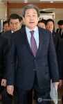 울산상공회의소 찾은 김무성 새누리당 대표