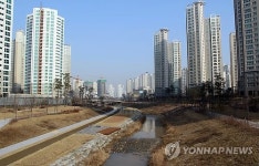 세종시 방축천·제천 산책로 화장실 없어 시민 불편
