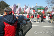 노조 벽에 막힌 한화 현장실사단