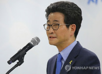 축사하는 이목희 의원