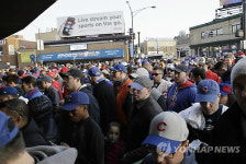 MLB 시카고 컵스, 홈구장 개막전 화장실 대란