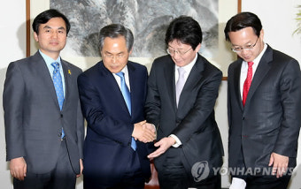 국회 여야 원내대표 회동, 본회의 일정과 추경 처리 논의 협상중
