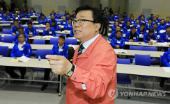 한농연서 강연하는 이동필 장관