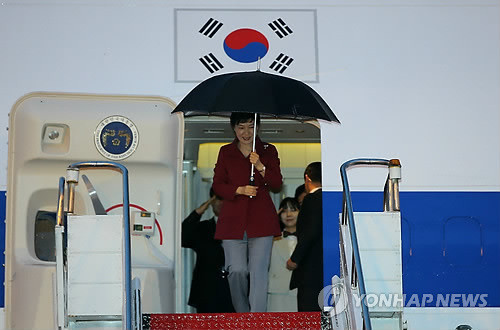 윤석열 대통령, 브라질 도착...G20 정상회의 참석 예정