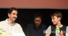 전주국제영화제 개막작 주연과 감독