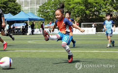 한세드림, 전국 유치원 축구팀 대상 뛰어라 우리 아이 개최