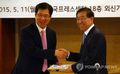 서울시당 정책제안서 전달