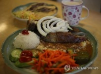 몽골 식당 잘루스의 대표 메뉴 양갈비