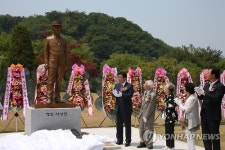 춘천 공지천 조각공원에 청오 차상찬 선생 동상 건립