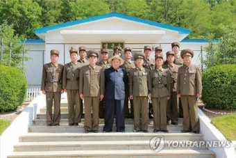 북한 김정은, 군부대 산하 종자연구농장 시찰