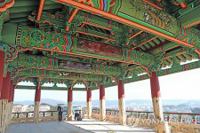 함월루 올라 울산경치 보며 인문학 강의