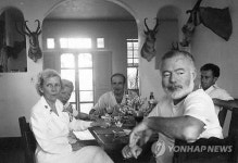 미, 쿠바 헤밍웨이집 복구 나서…제재완화 첫 수출사례