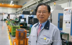 45년 초정밀부품 외길 걸은 100호 기능한국인