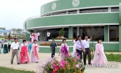 평양 장천남새전문협동농장 온실·주택·공공건물 준공식