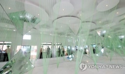 <길따라 멋따라> 부산 감천문화마을 속 작품