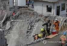 용접하던 한화케미칼 폐수집수조에 잔류가스 가득(종합)