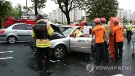 공릉동 육군사관학교 앞 교차로 교통사고