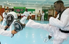 춘천국제태권도대회…72개국 2천245명 참가