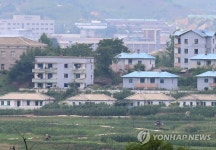 도라전망대에서 바라본 북한 기정동 선전마을