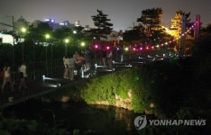 용연다리 야경 보며 더위 잊어요