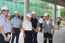 구민체육센터 공사현장 방문한 박홍섭 마포구청장