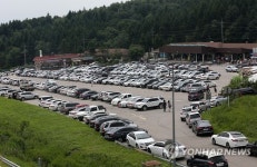 대관령 찾은 피서차량