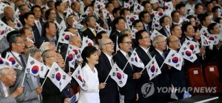 朴대통령 日 역사인식 계승 공언, 행동으로 뒷받침해야(종합)