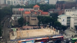 국세청 별관 철거 이어 일제 공사 동상 거꾸로 세운다