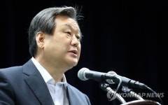 축사 하는 김무성 대표