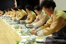 전통차는 이렇게 마셔요