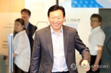 부산창조센터 찾은 신동빈 회장