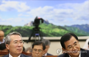 국감 참석한 노사정위원장과 최저임금위원장