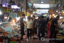 메르스에 AI까지 재래시장 끝없는 불황